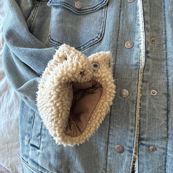 Faherty Women’s Denim Sherpa Jacket - Size Medium - Picture 5 of 7